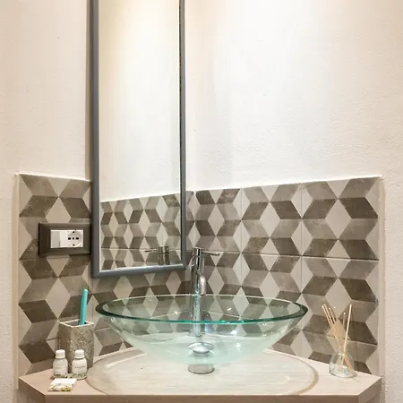 Keys Of Italy - Pergola 19 - 1 Bdr Flat With Inner Courtyard 피렌체