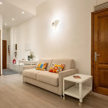 Keys Of Italy - Pergola 19 - 1 Bdr Flat With Inner Courtyard * 피렌체