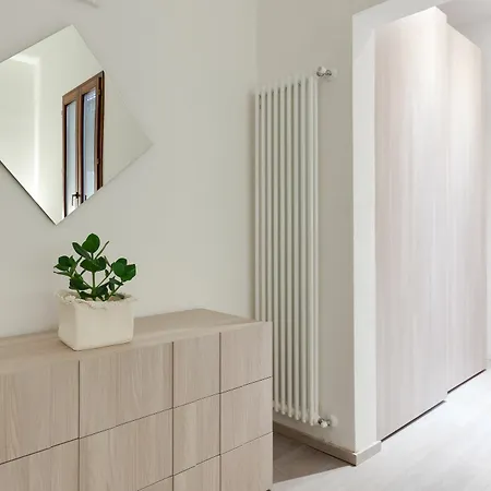 Pergola - 1 Bdr Flat With Inner Courtyard Appartement