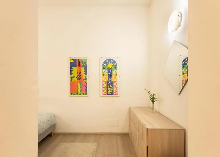 Keys Of Italy - Pergola 19 - 1 Bdr Flat With Inner Courtyard Apartment *