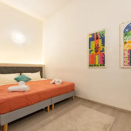 Pergola - 1 Bdr Flat With Inner Courtyard Apartamento *