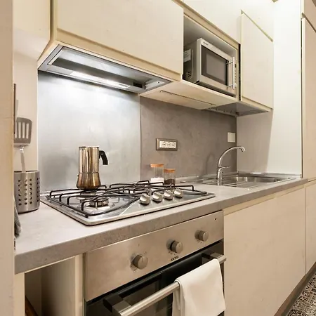 Pergola - 1 Bdr Flat With Inner Courtyard *