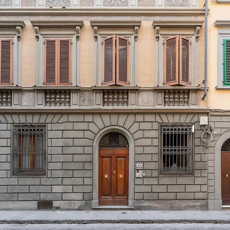 Pergola - 1 Bdr Flat With Inner Courtyard Apartamento